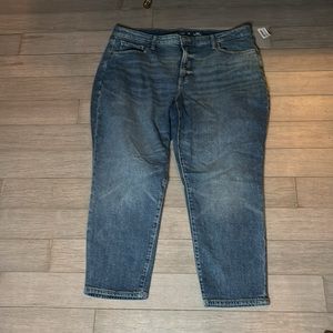Old Navy Women's size 18P Dark Wash Blue Denim Jeans NWT